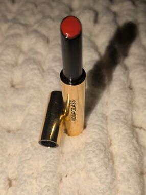 Hourglass Phantom Volumizing Glossy Balm